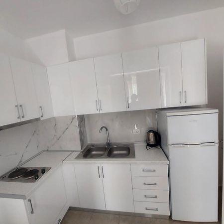 Redsun Apartment Vlore Exterior photo