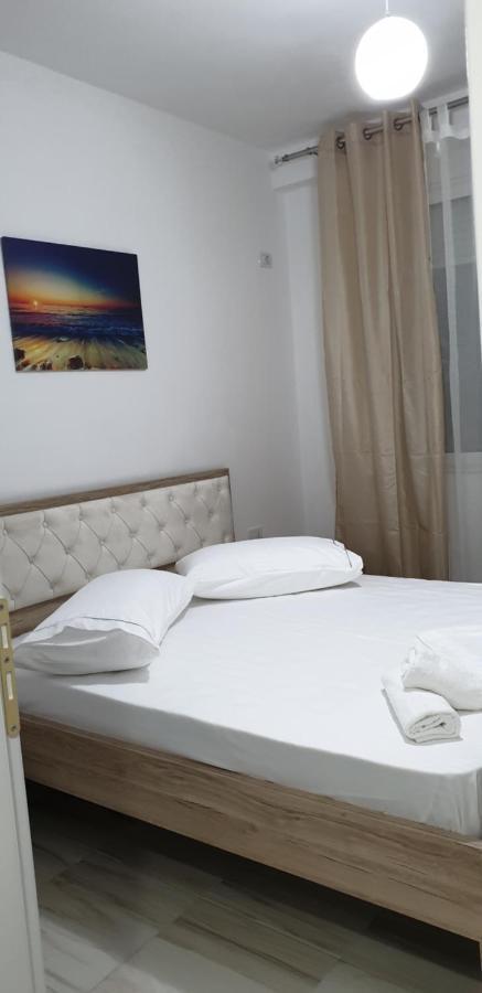 Redsun Apartment Vlore Exterior photo