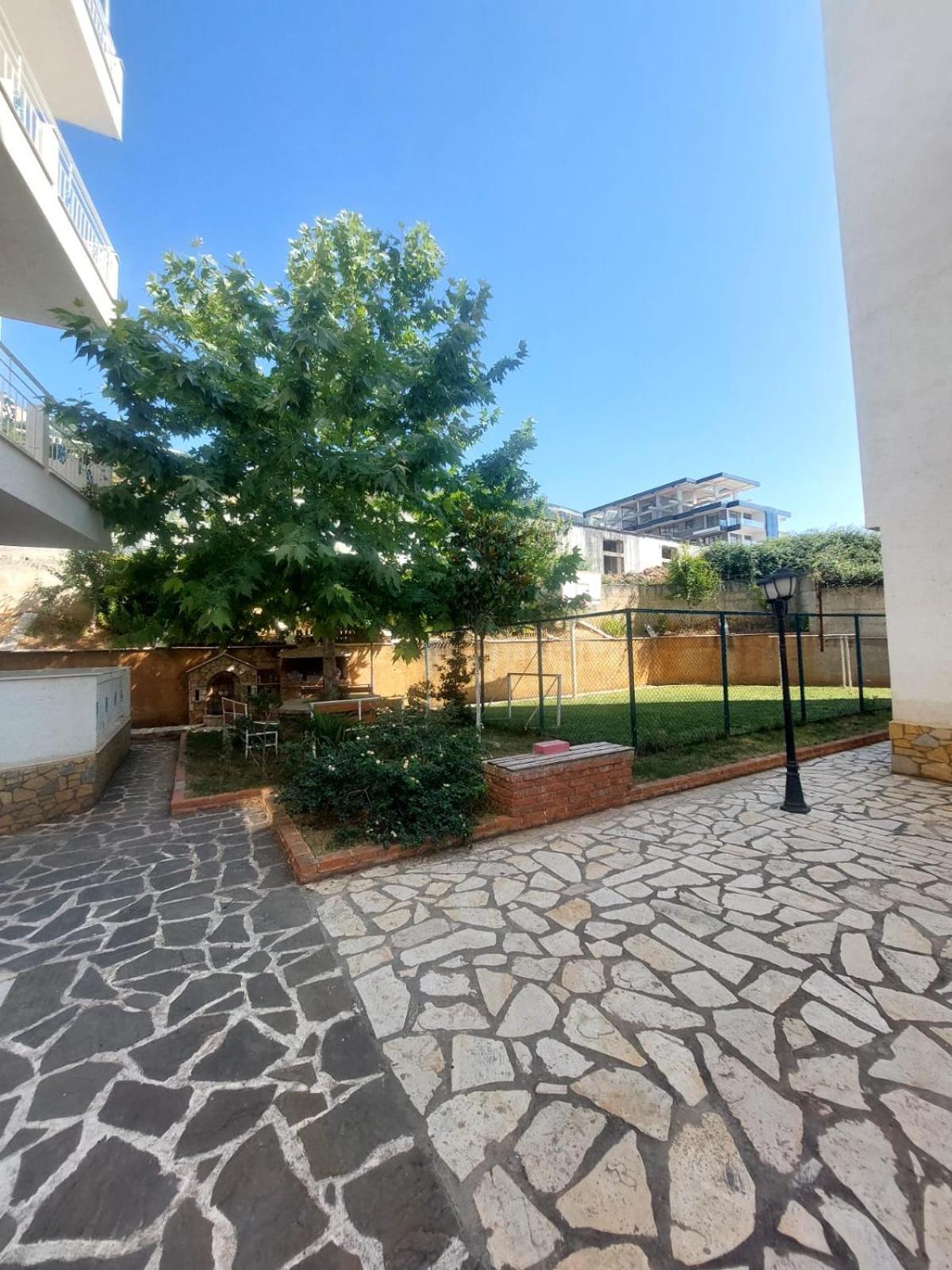Redsun Apartment Vlore Exterior photo