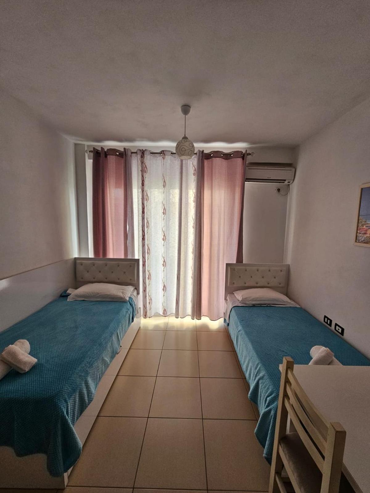 Redsun Apartment Vlore Exterior photo